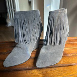 CHINESE LAUNDRY Arctic Fringe Suede Smoke Gray Wedge Ankle Booties